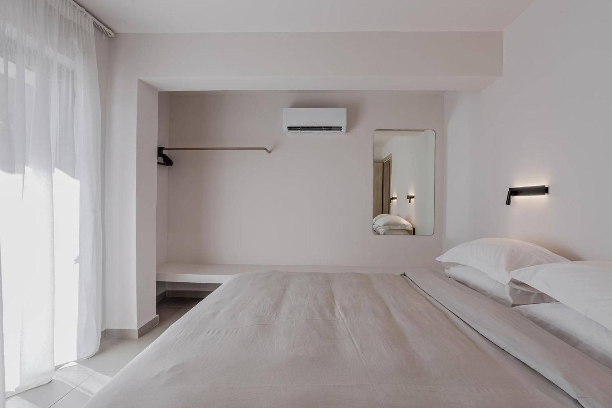 Amal Kythnos Suites 外观 照片